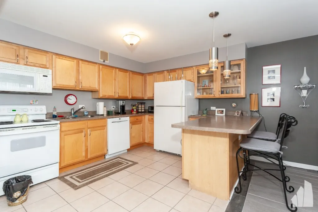 5854 N Kenmore Ave, ,  60660, USA 60660-unit#5A-Chicago-IL