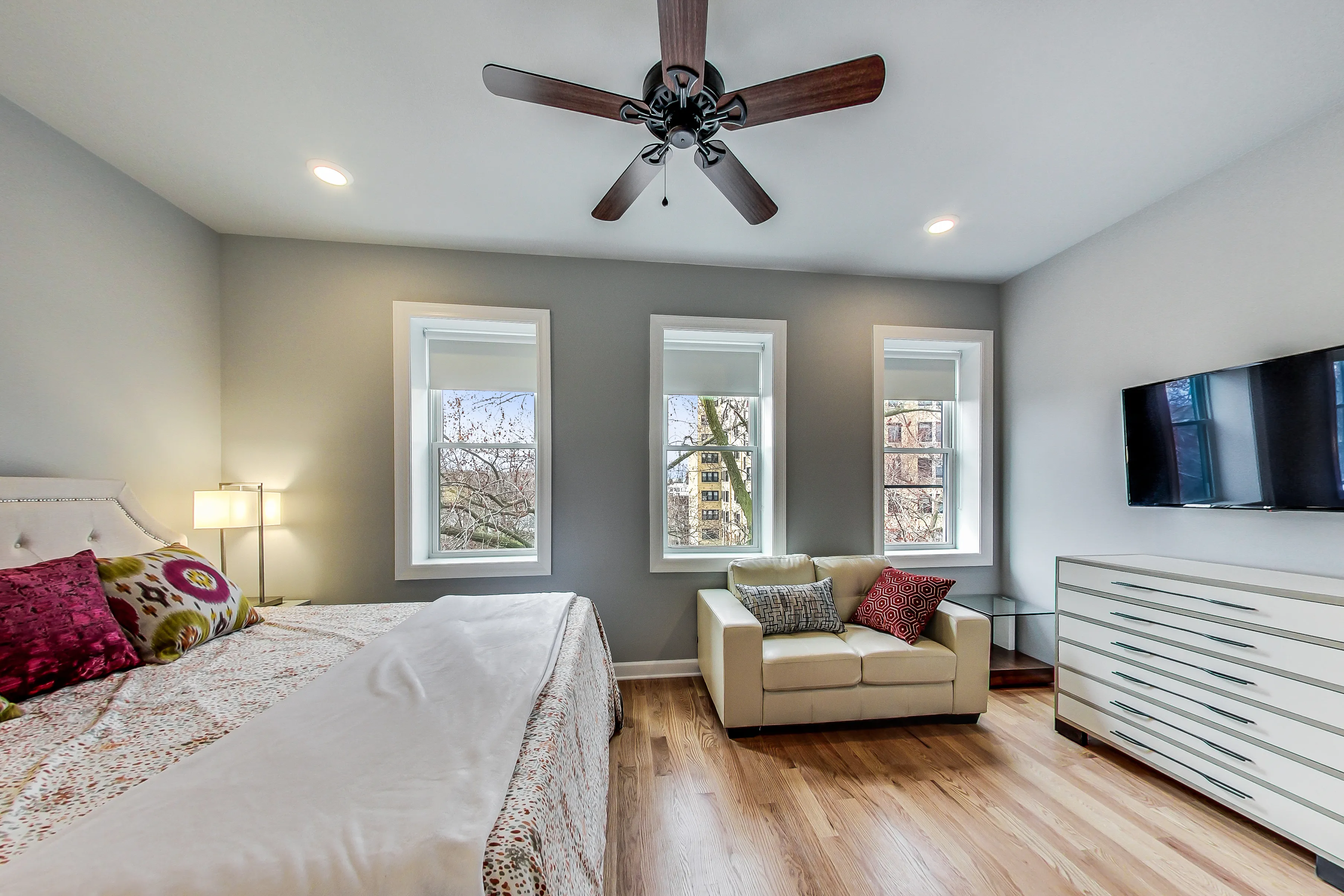 5117 S Kenwood Ave, ,  60615, USA 60637-unit#101-Chicago-IL