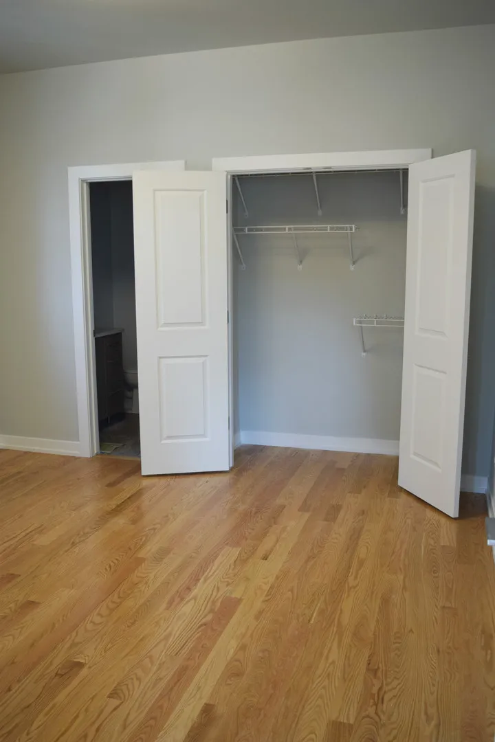 6144 S University Ave, ,  60637, USA 60637-unit#3-Chicago-IL