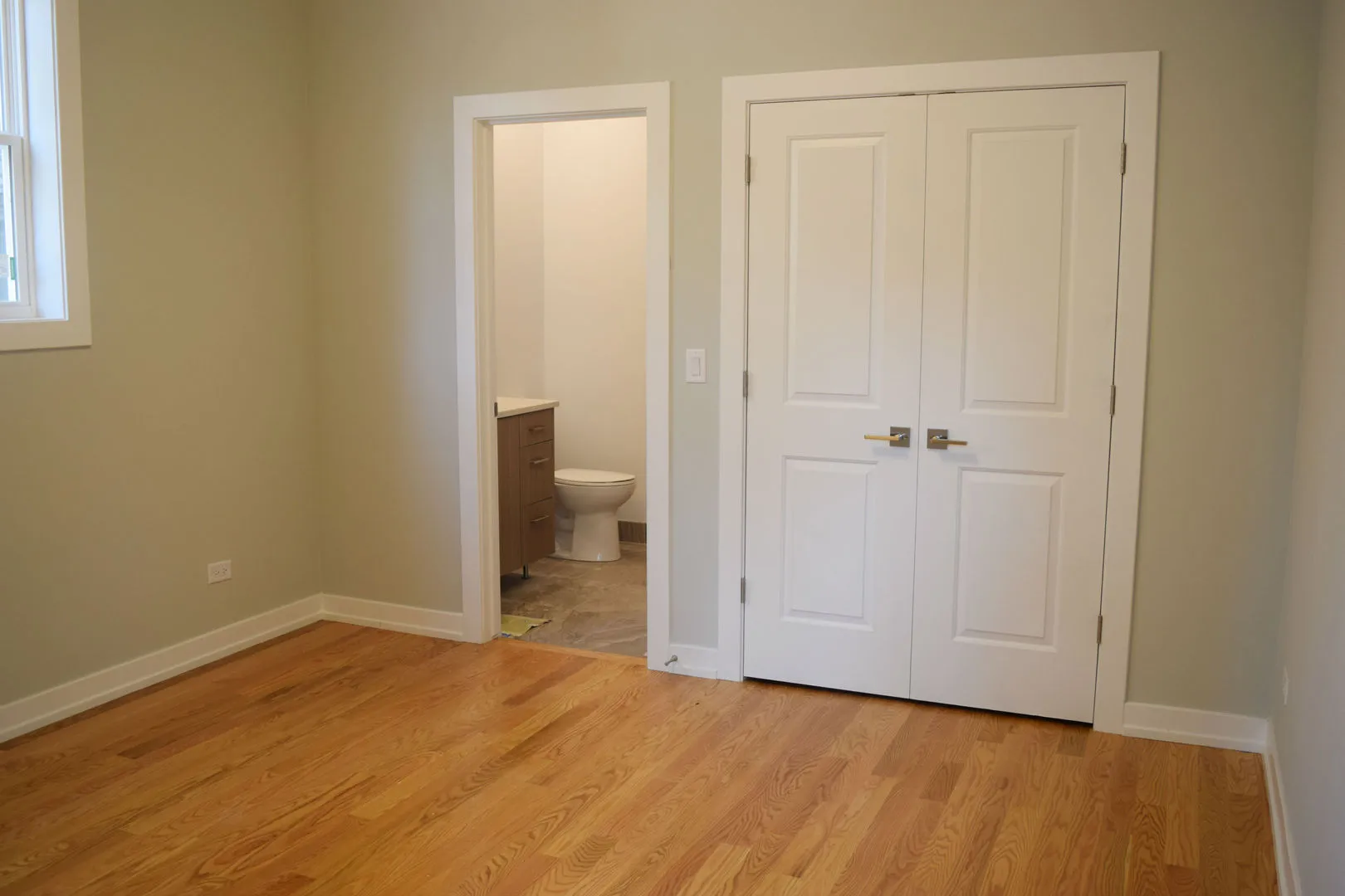 6144 S University Ave, ,  60637, USA 60637-unit#3-Chicago-IL