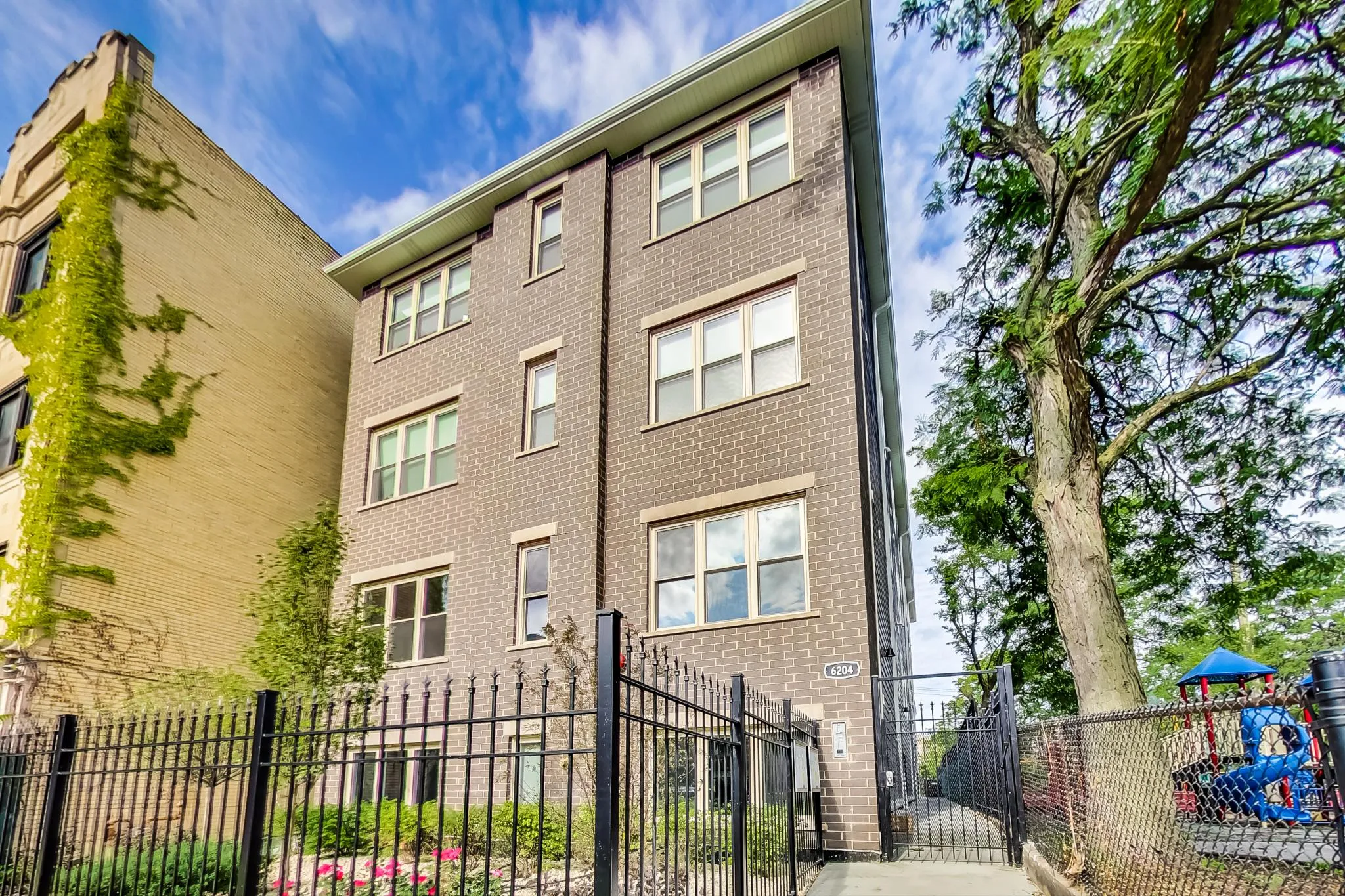 6204 S Kimbark Ave, , 60637, USA 60637-unit#1W-Chicago-IL