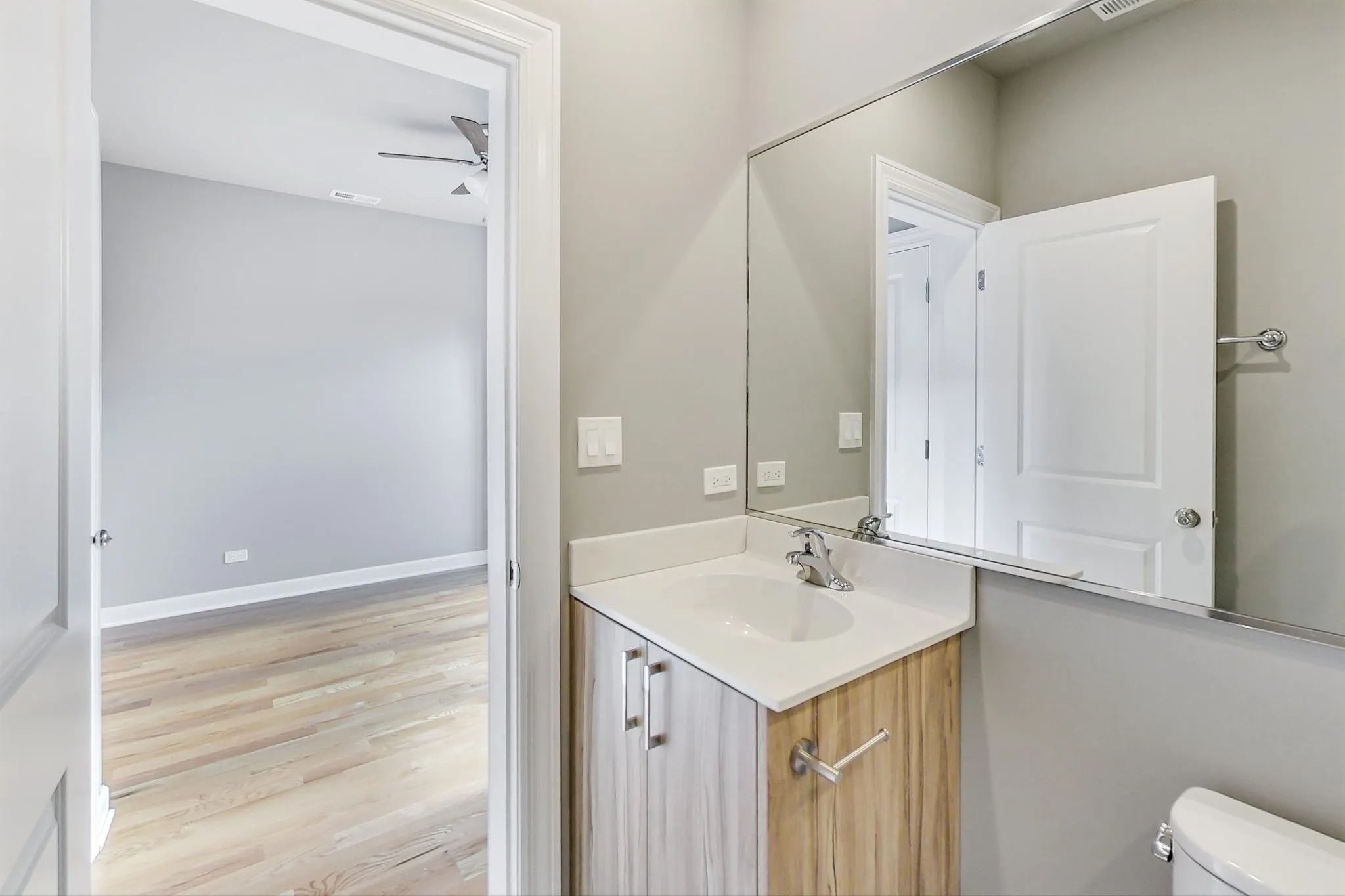 6204 S Kimbark Ave, ,  60637, USA 60637-unit#1W-Chicago-IL