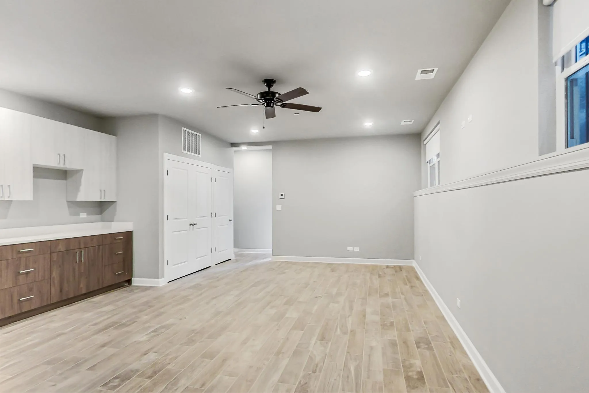 6204 S Kimbark Ave, ,  60637, USA 60637-unit#1W-Chicago-IL