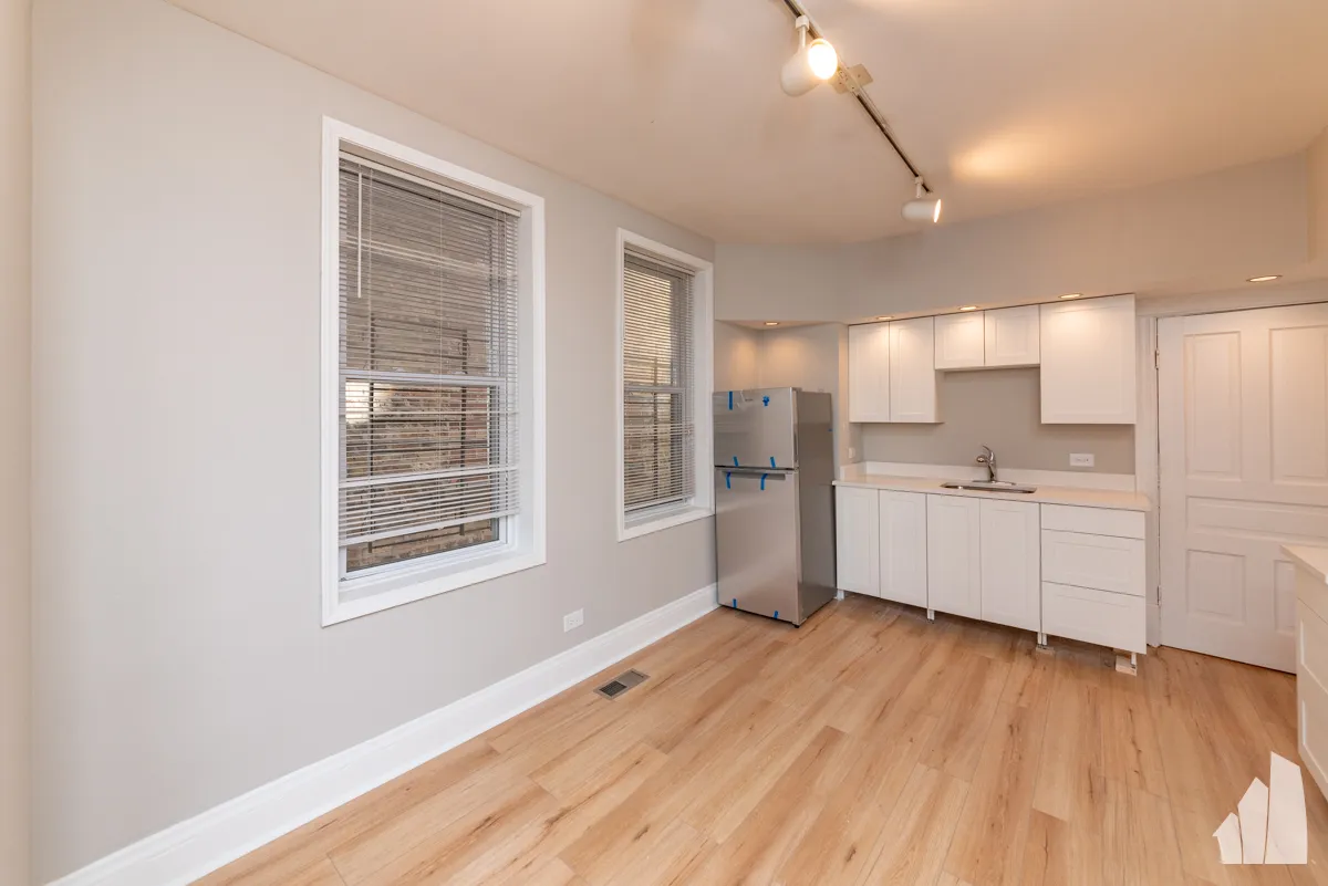 2334 N Southport Ave, , 60614, USA 60614-unit#1F-Chicago-IL