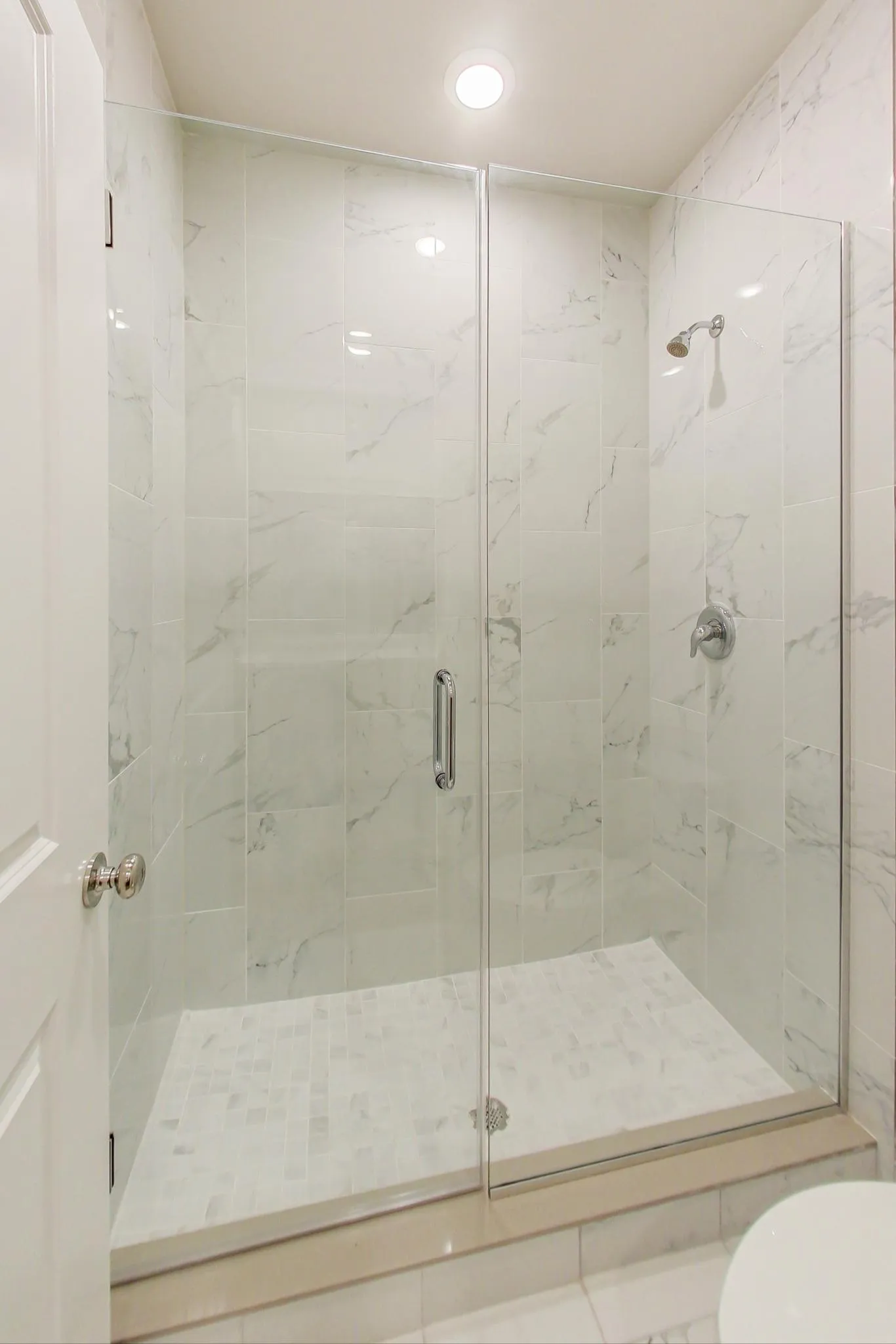 6135 S Kimbark Ave, , 60637, USA 60637-unit#202-Chicago-IL