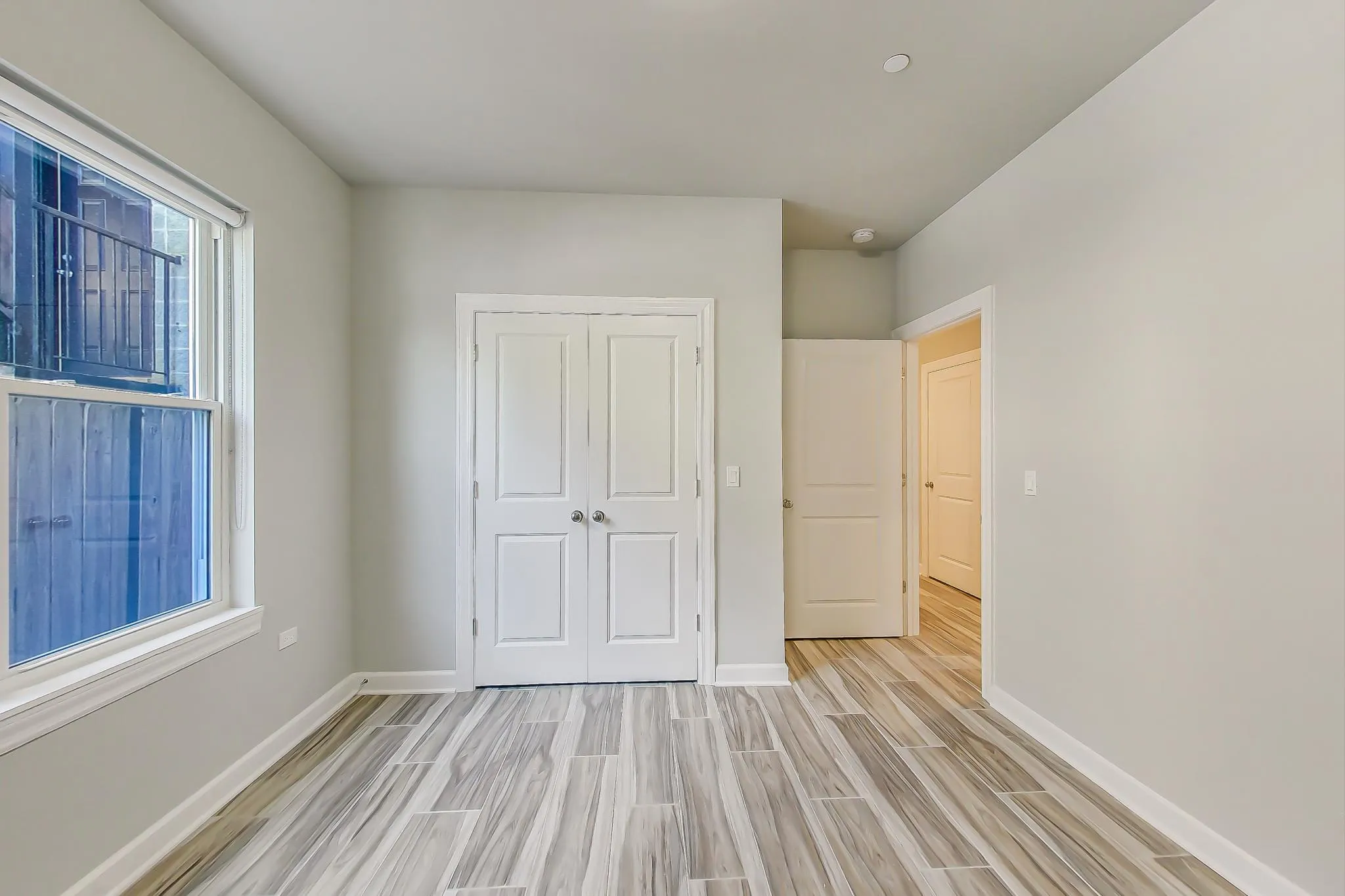 6135 S Kimbark Ave, , 60637, USA 60637-unit#202-Chicago-IL