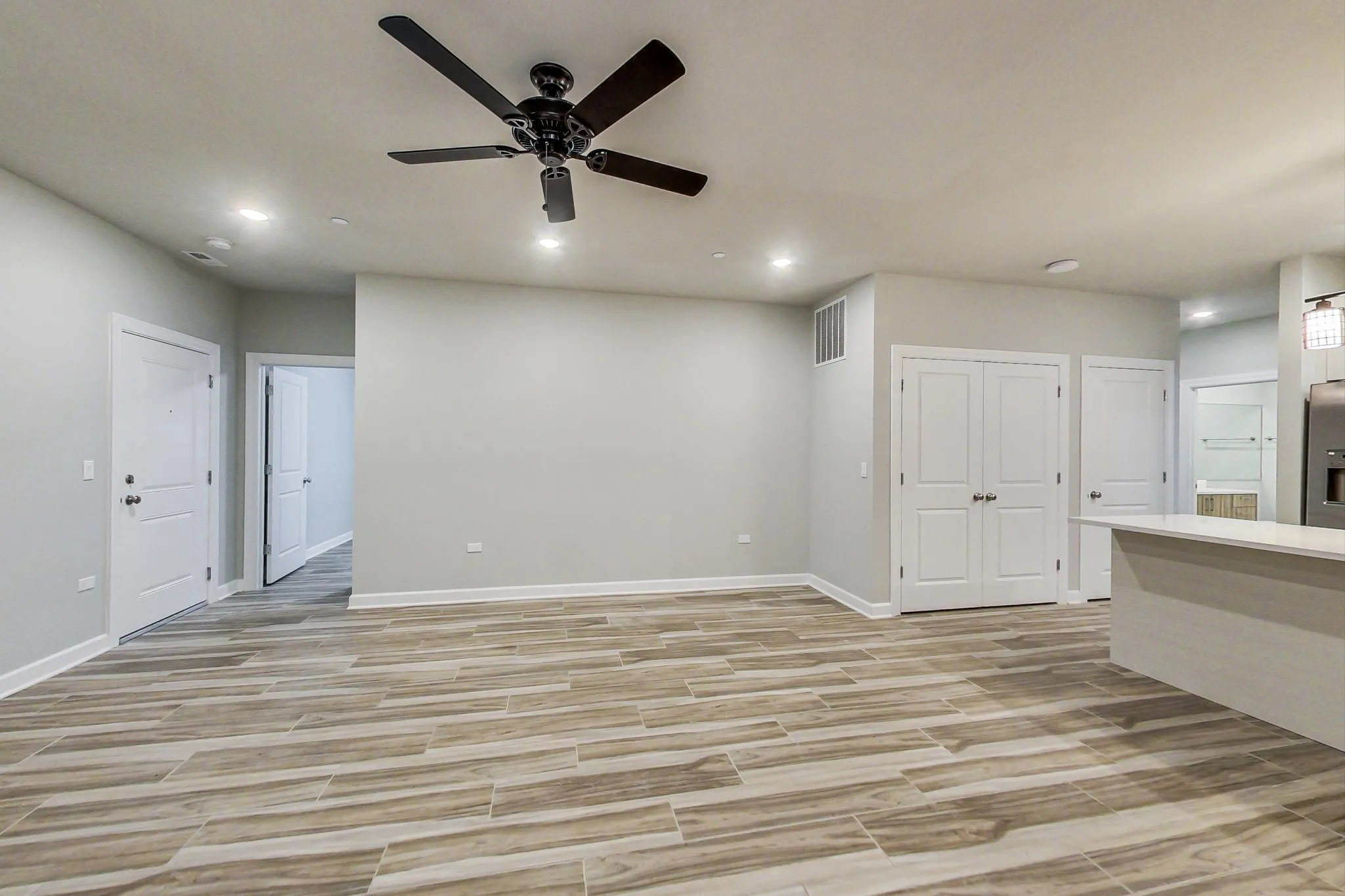 6135 S Kimbark Ave, , 60637, USA 60637-unit#202-Chicago-IL