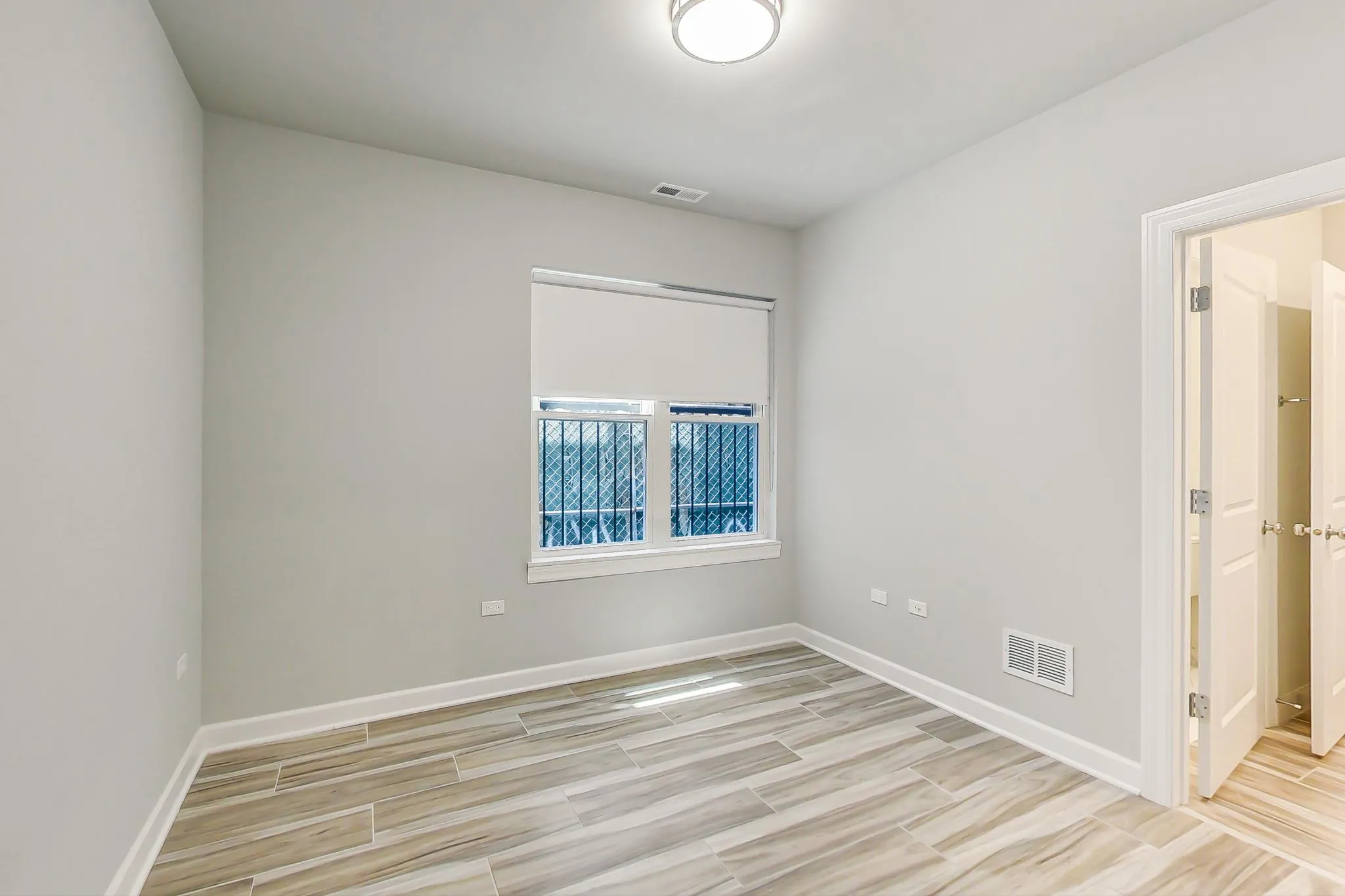 6135 S Kimbark Ave, , 60637, USA 60637-unit#202-Chicago-IL