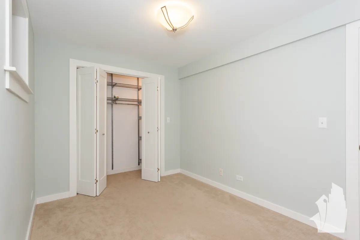815 W Newport Ave, , 60657, USA 60657-unit#1R-Chicago-IL