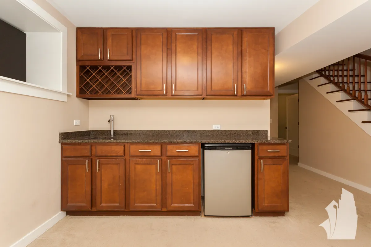 815 W Newport Ave, , 60657, USA 60657-unit#1R-Chicago-IL