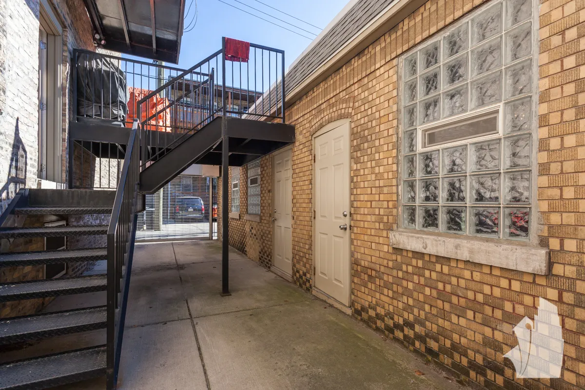 815 W Newport Ave, , 60657, USA 60657-unit#1R-Chicago-IL