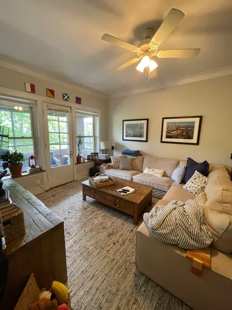 908 W Waveland Ave, ,  60613, USA 60613-unit#1-Chicago-IL