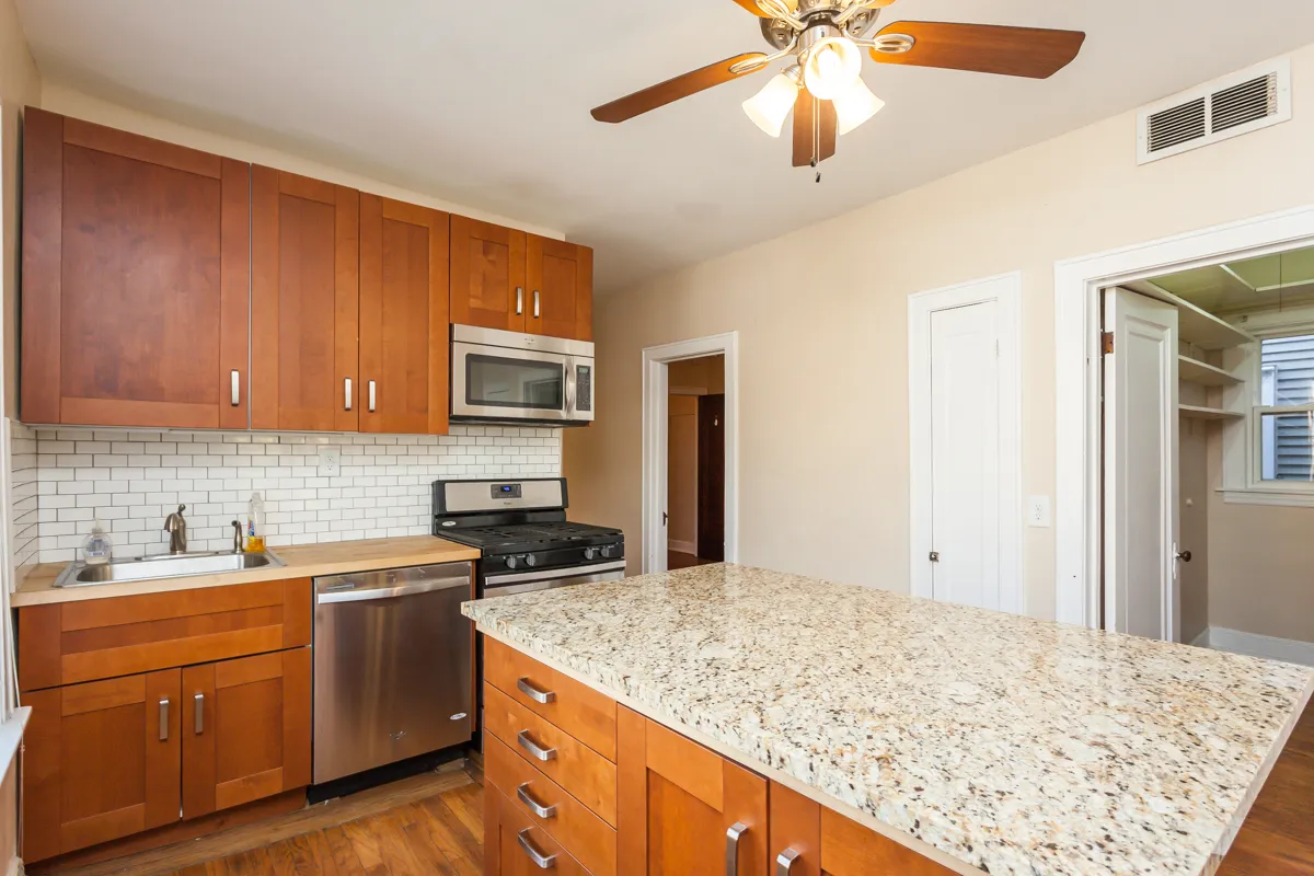 2459 N Ashland Ave, ,  60614, USA 60614-unit#2F-Chicago-IL