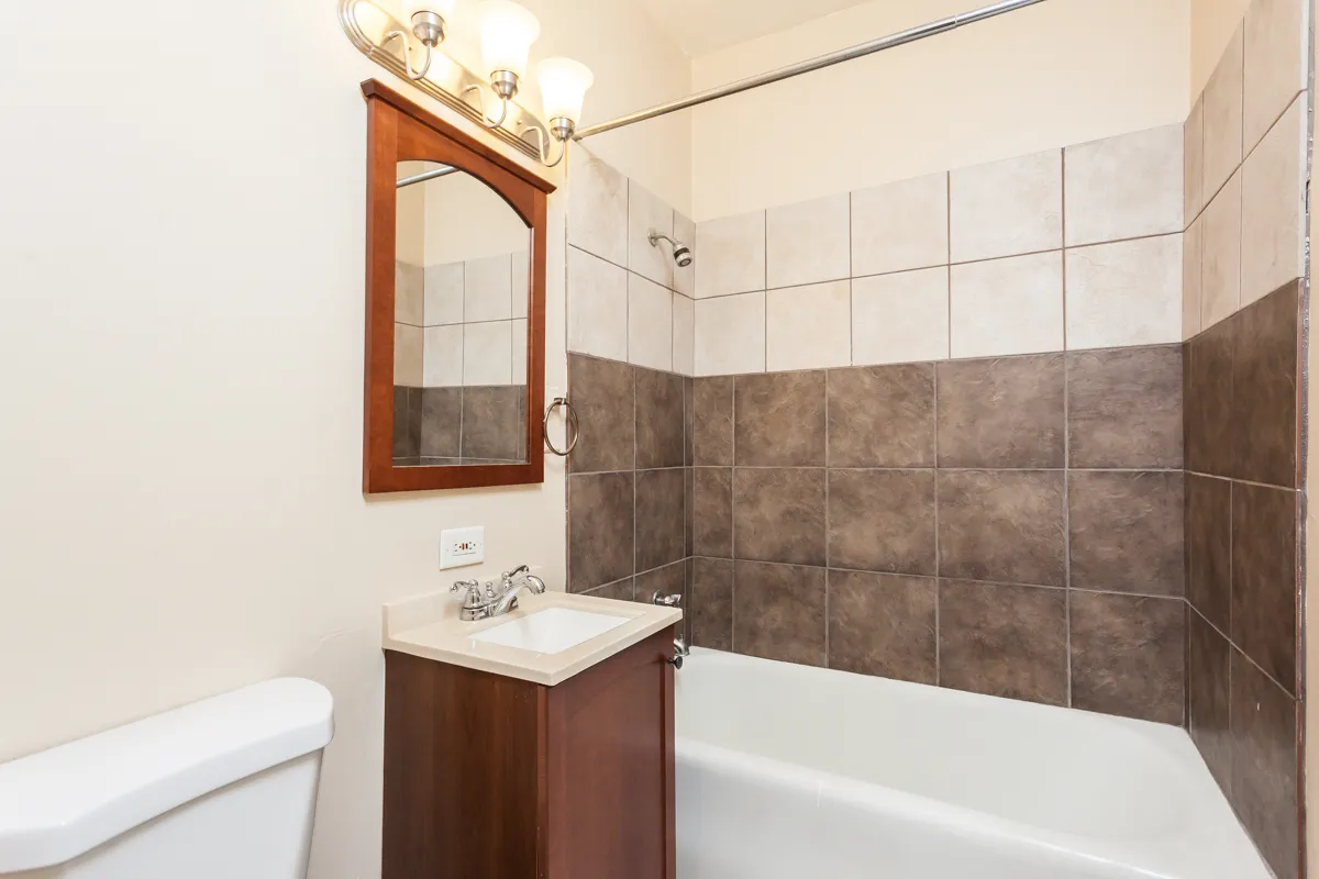 2459 N Ashland Ave, ,  60614, USA 60614-unit#2F-Chicago-IL