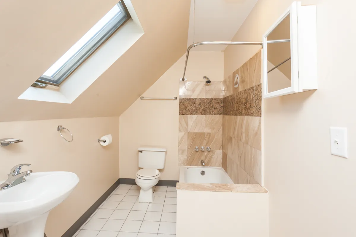 2459 N Ashland Ave, ,  60614, USA 60614-unit#2F-Chicago-IL