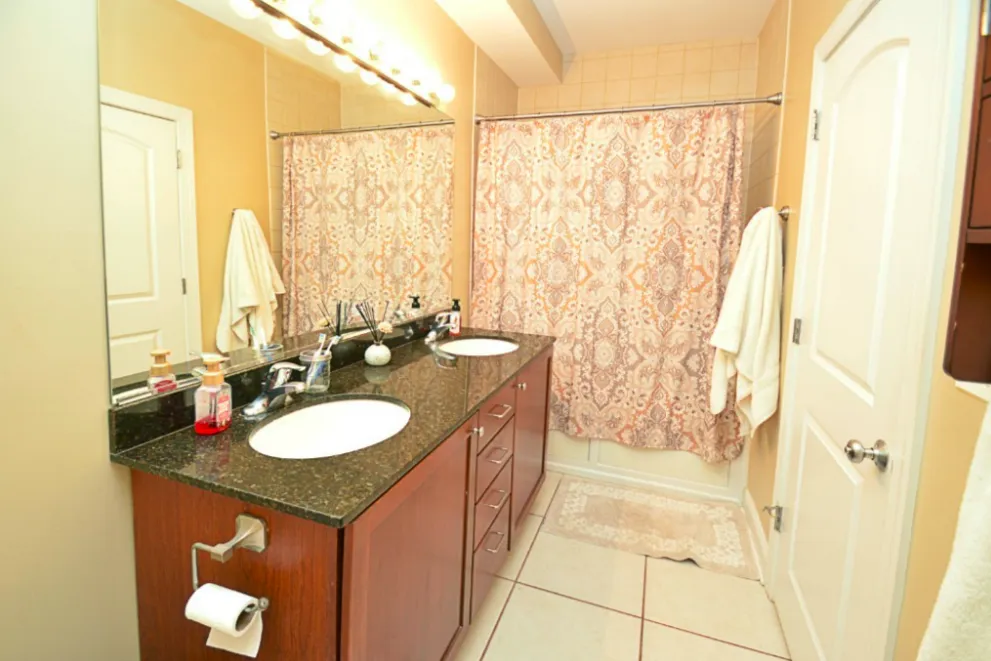 3740 N Wilton Ave, ,  60613, USA 60613-unit#4-Chicago-IL