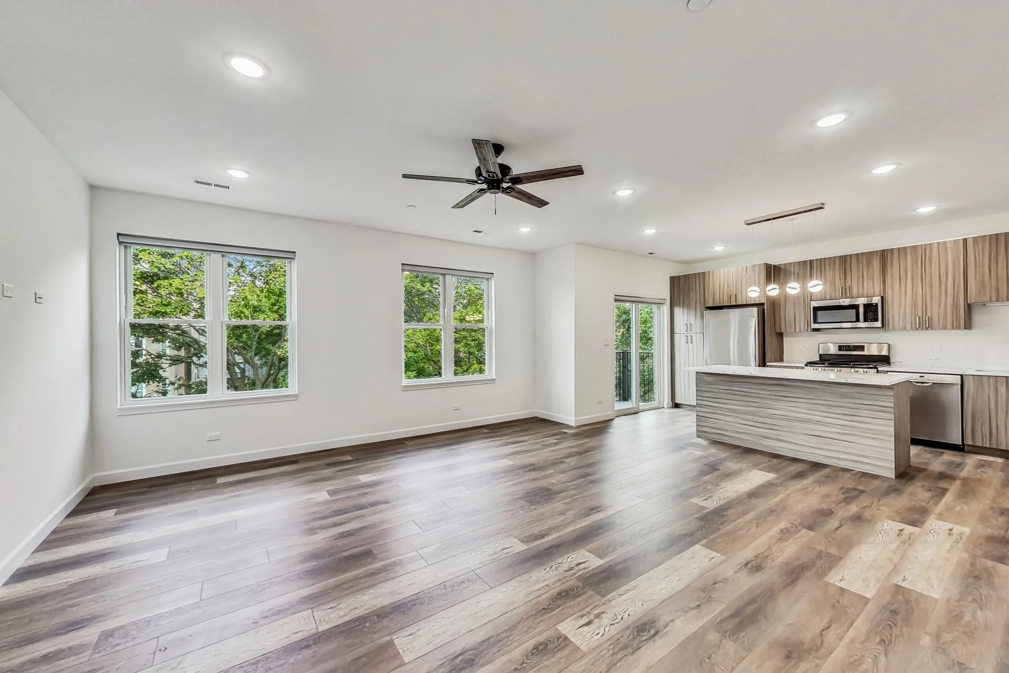 6135 S Kimbark Ave, ,  60637, USA 60637-unit#301-Chicago-IL