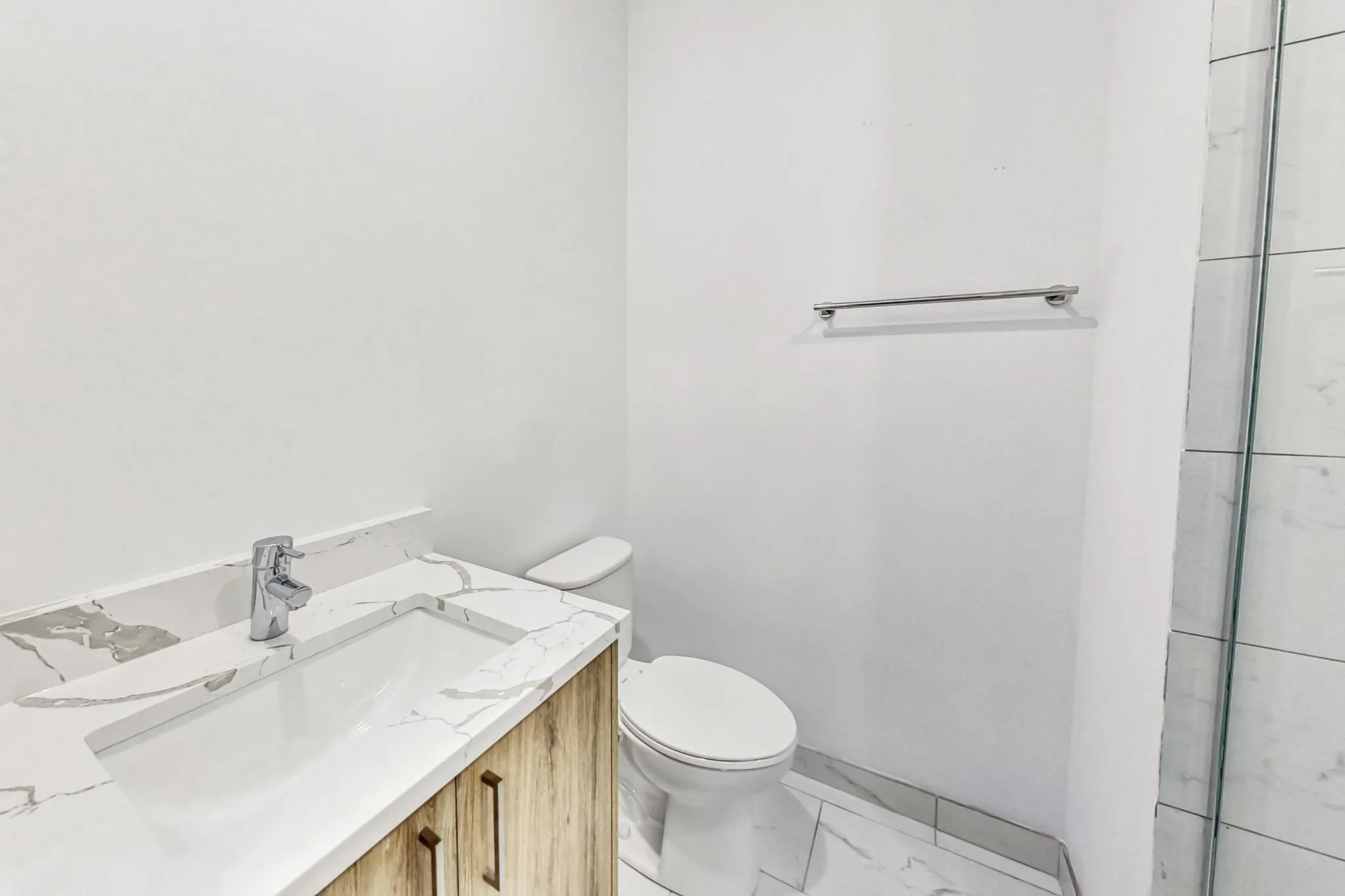 6135 S Kimbark Ave, ,  60637, USA 60637-unit#301-Chicago-IL