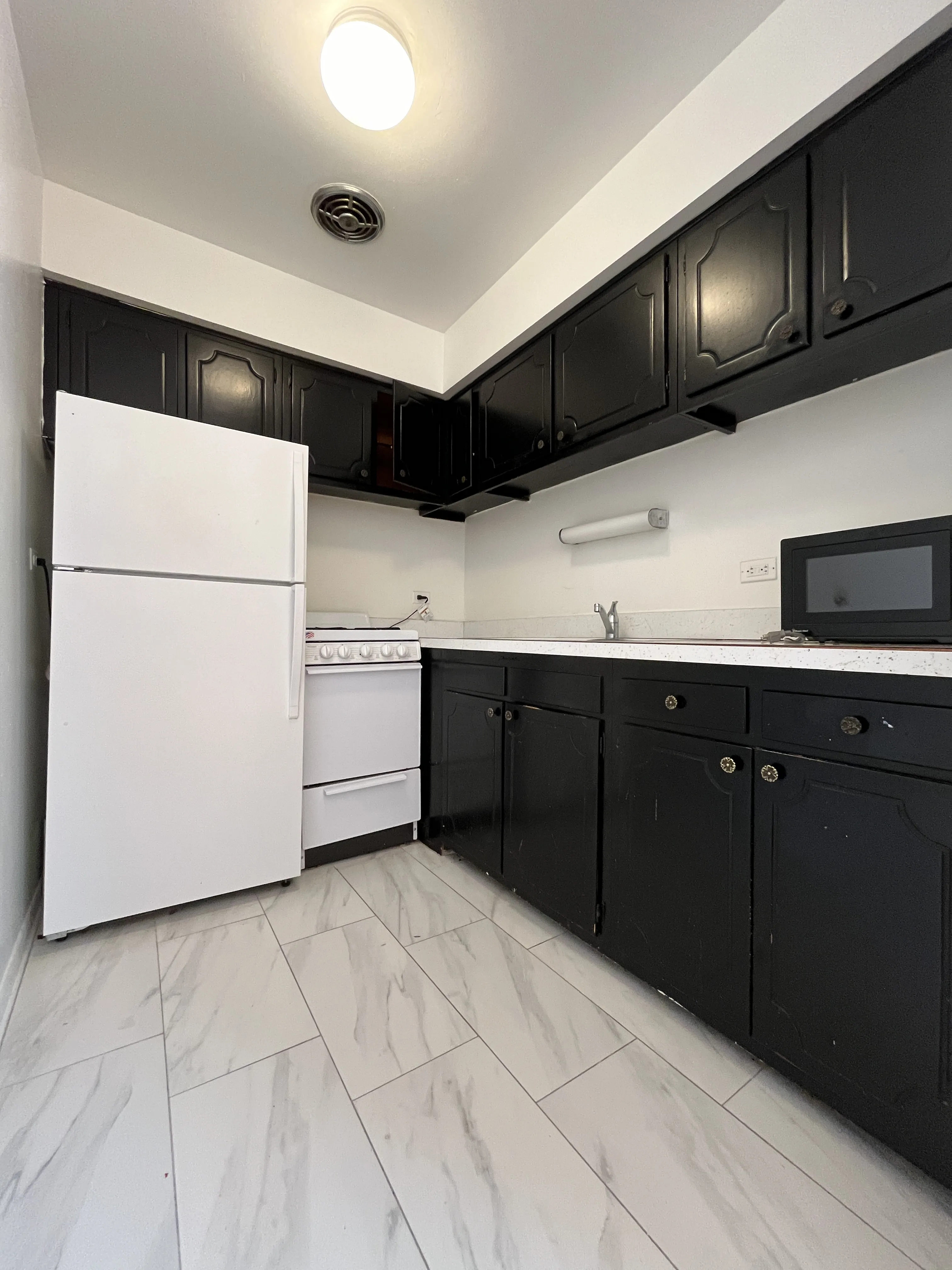 516 W Melrose St, , 60657, USA 60657-unit#406-Chicago-IL