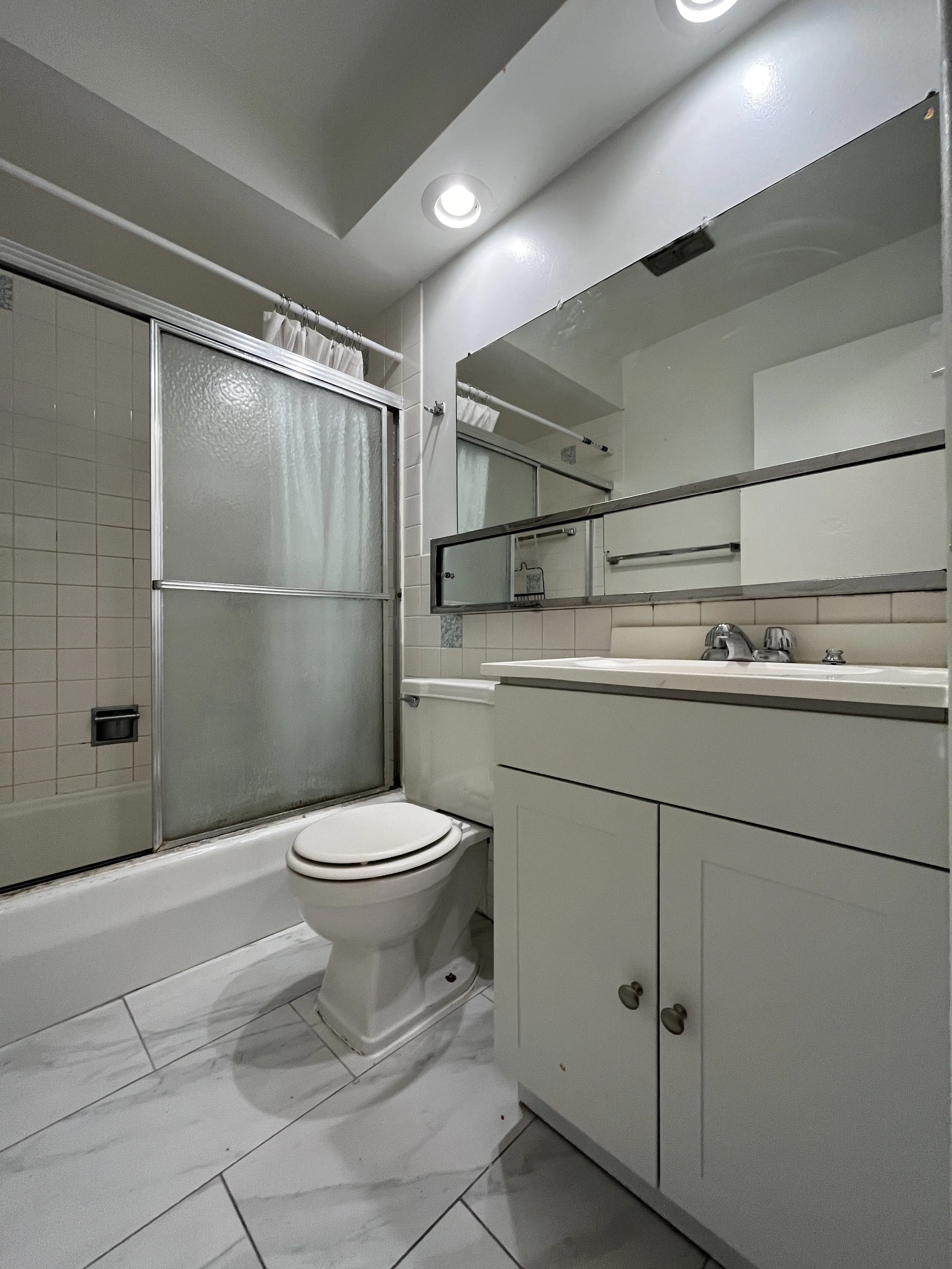 516 W Melrose St, ,  60657, USA 60657-unit#406-Chicago-IL