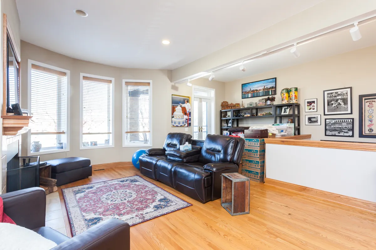 1455 W Wilson Ave, ,  60640, USA 60640-unit#2-Chicago-IL