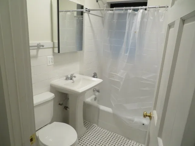 845 W Agatite Ave, ,  60640, USA 60640-unit#1E-Chicago-IL