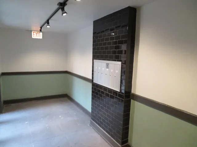 845 W Agatite Ave, ,  60640, USA 60640-unit#1E-Chicago-IL