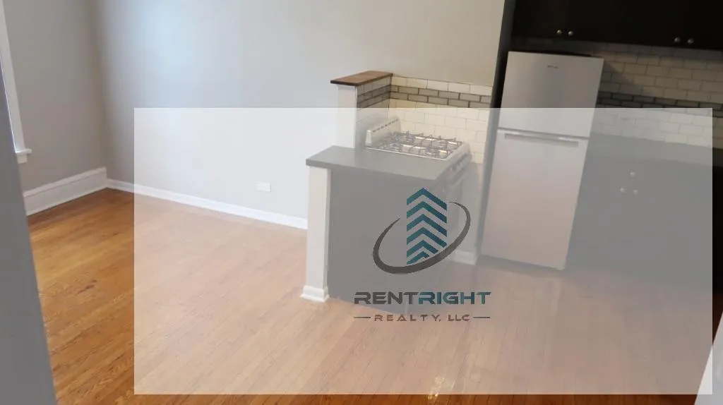 755 W Buena Ave, ,  60613, USA 60613-unit#206-Chicago-IL