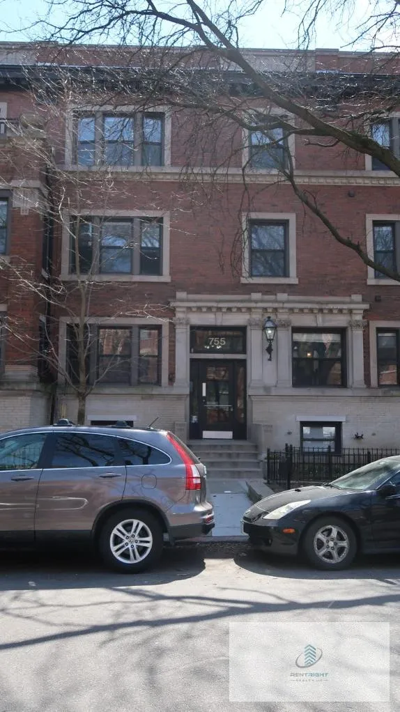 755 W Buena Ave, ,  60613, USA 60613-unit#206-Chicago-IL