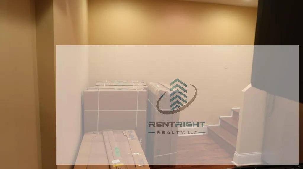 2836 N Francisco Ave, ,  60618, USA 60618-unit#2836 - G-Chicago-IL
