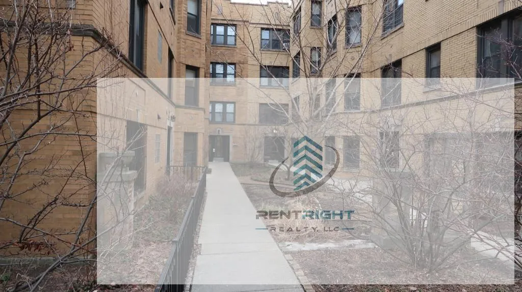 2836 N Francisco Ave, ,  60618, USA 60618-unit#2836 - G-Chicago-IL