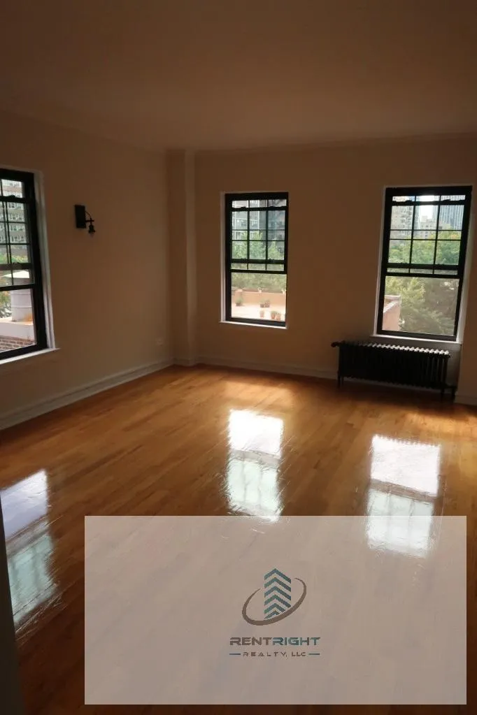 426 W Briar Pl, , 60657, USA 60657-unit#E6-Chicago-IL
