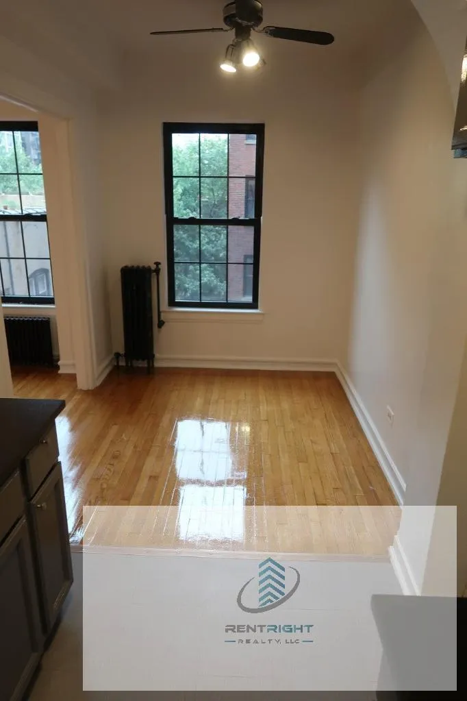 426 W Briar Pl, , 60657, USA 60657-unit#E5-Chicago-IL