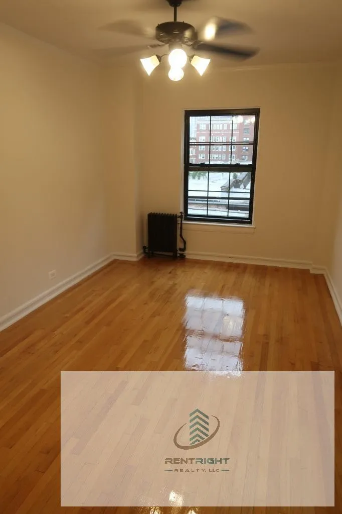 426 W Briar Pl, , 60657, USA 60657-unit#E5-Chicago-IL