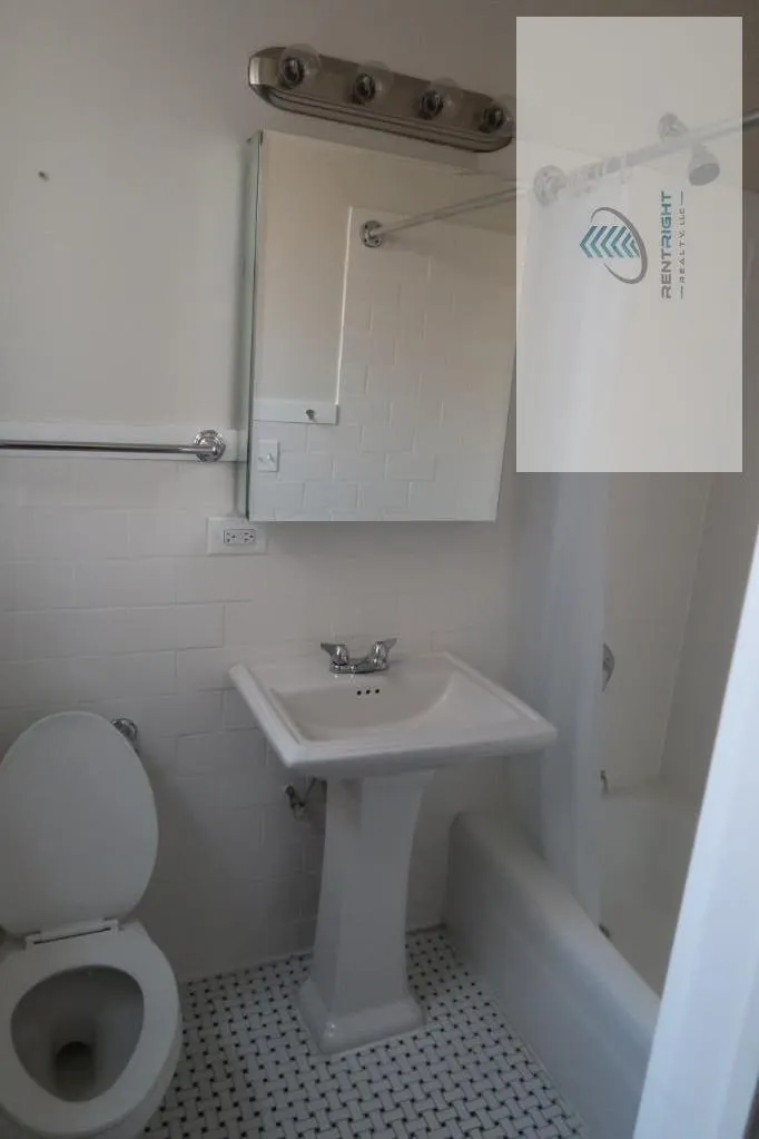 4526 N Sheridan Rd, , 60640, USA 60640-unit#518-Chicago-IL