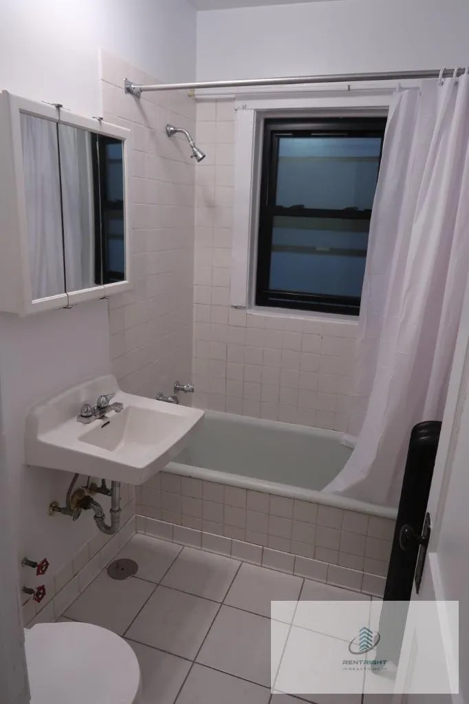2617 W Gunnison St, ,  60625, USA 60625-unit#2617-1B-Chicago-IL