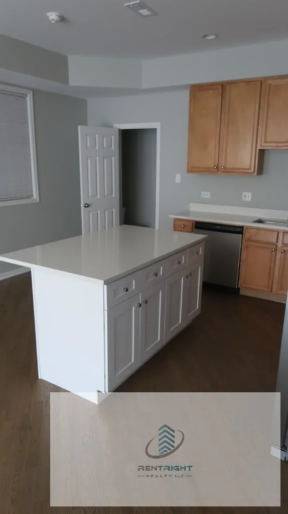 1446 W  Ave, ,  60642, USA 60642-unit#1446-2-Chicago-IL