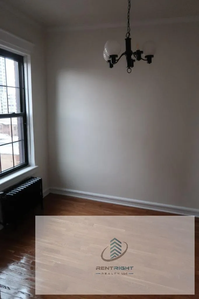426 W Briar Pl, ,  60657, USA 60657-unit#J7-Chicago-IL