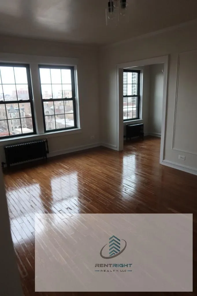 426 W Briar Pl, ,  60657, USA 60657-unit#J7-Chicago-IL