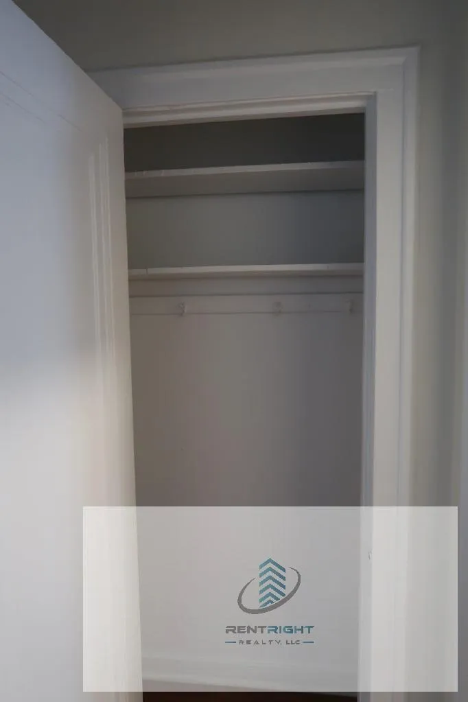 426 W Briar Pl, ,  60657, USA 60657-unit#J7-Chicago-IL