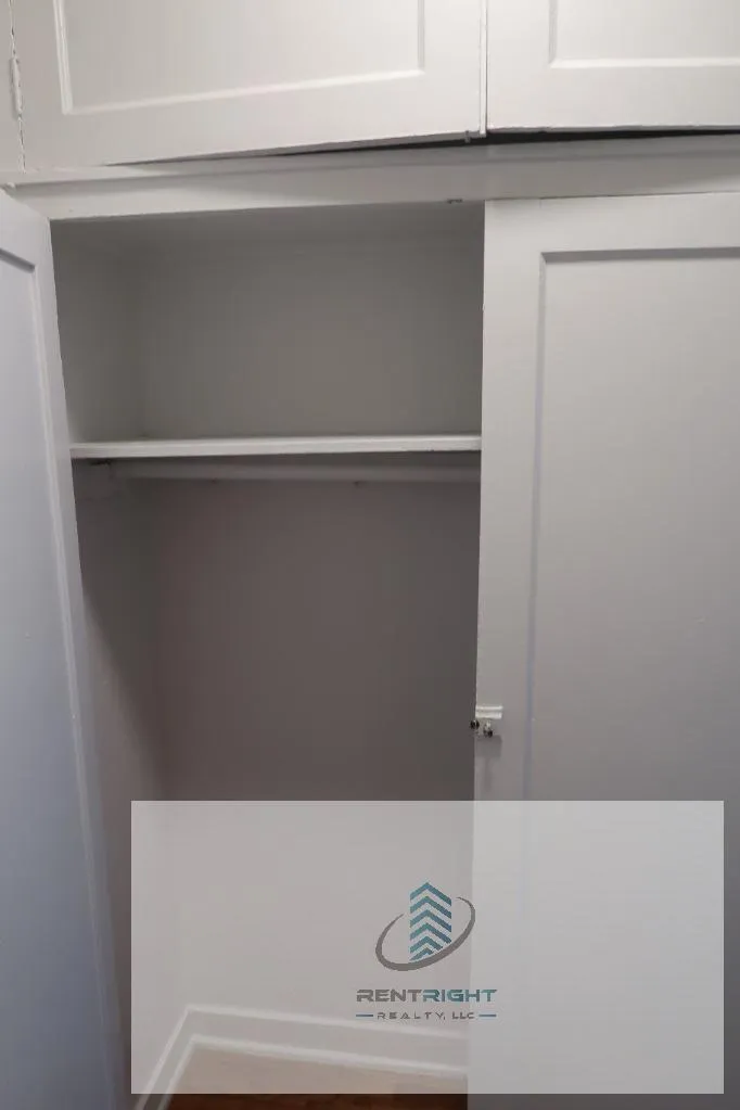 426 W Briar Pl, ,  60657, USA 60657-unit#J7-Chicago-IL