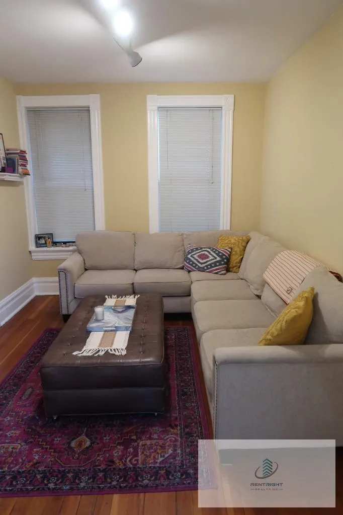 1311 N Bosworth Ave, ,  60642, USA 60642-unit#2M-Chicago-IL