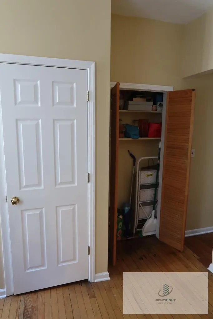 1311 N Bosworth Ave, ,  60642, USA 60642-unit#2M-Chicago-IL