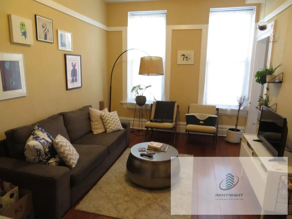 1311 N Bosworth Ave, ,  60642, USA 60642-unit#2F-Chicago-IL