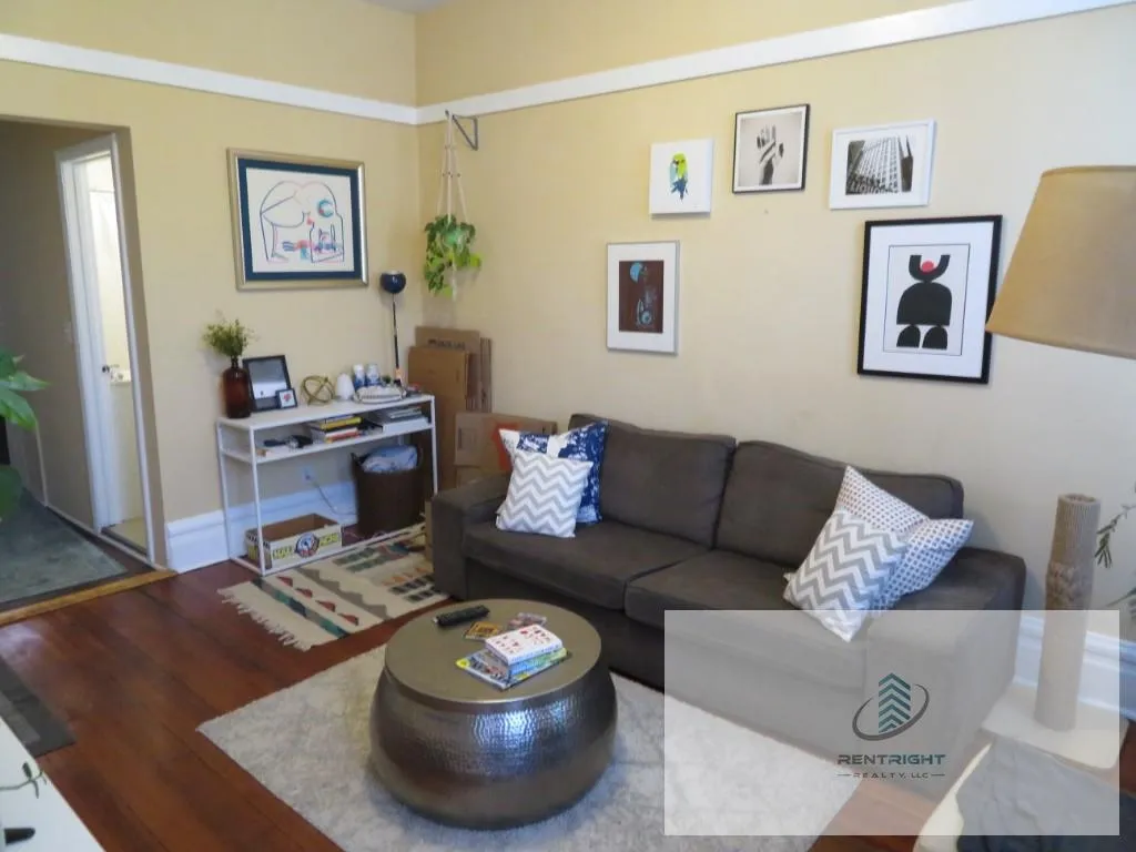 1311 N Bosworth Ave, ,  60642, USA 60642-unit#2F-Chicago-IL