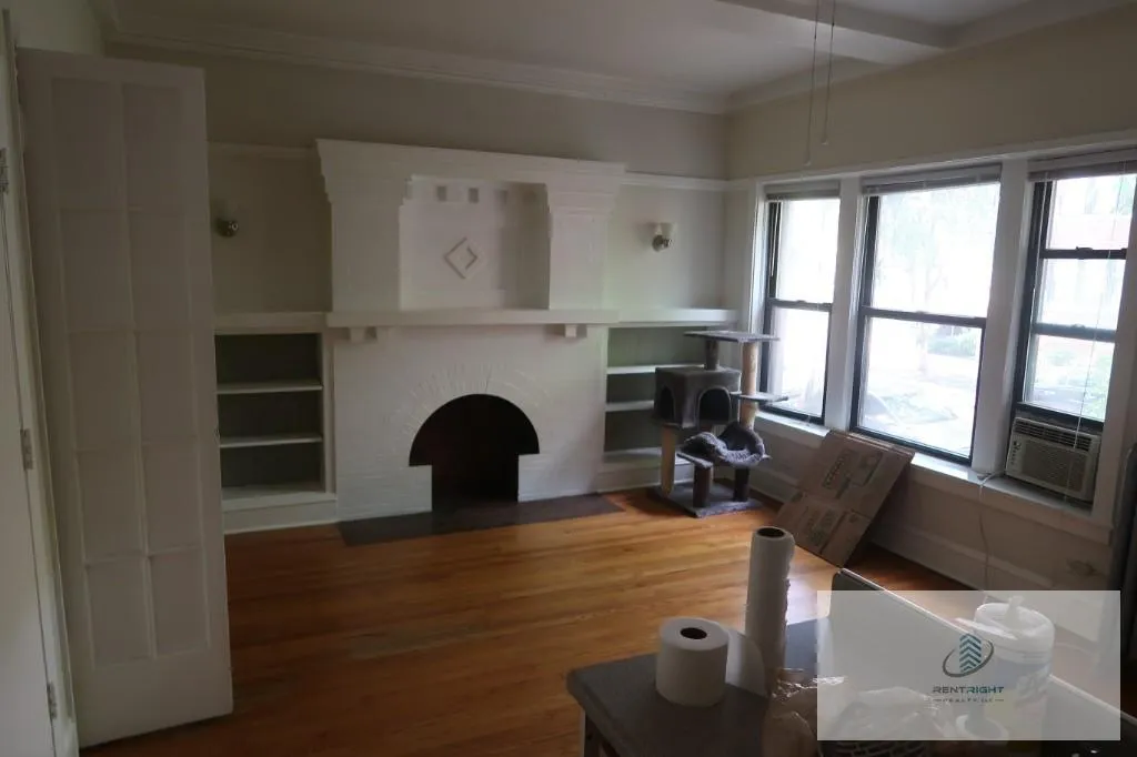 755 W Buena Ave, , 60613, USA 60613-unit#200-Chicago-IL
