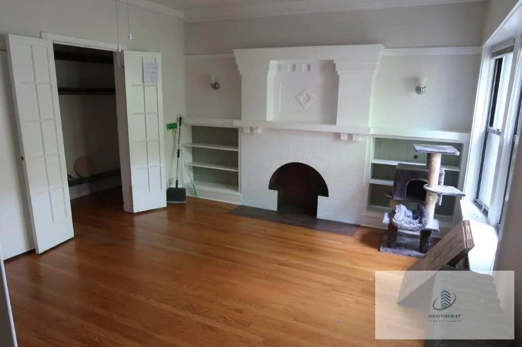 755 W Buena Ave, , 60613, USA 60613-unit#200-Chicago-IL