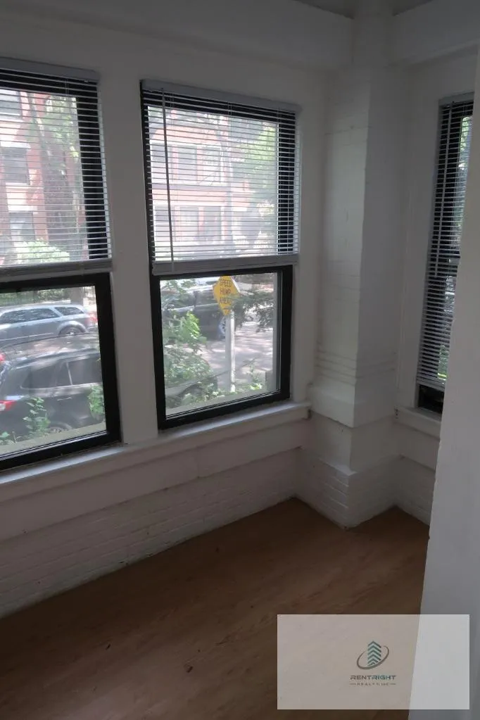 755 W Buena Ave, , 60613, USA 60613-unit#200-Chicago-IL