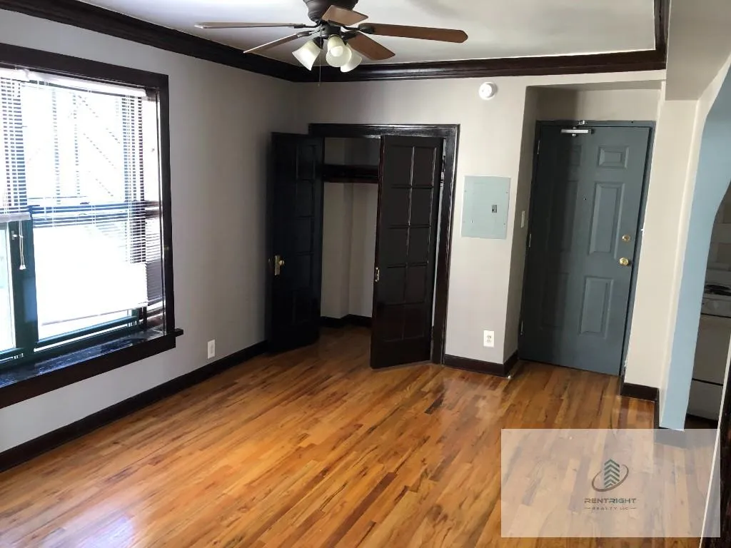 846 W Montrose Ave, ,  60613, USA 60626-unit#610-Chicago-IL