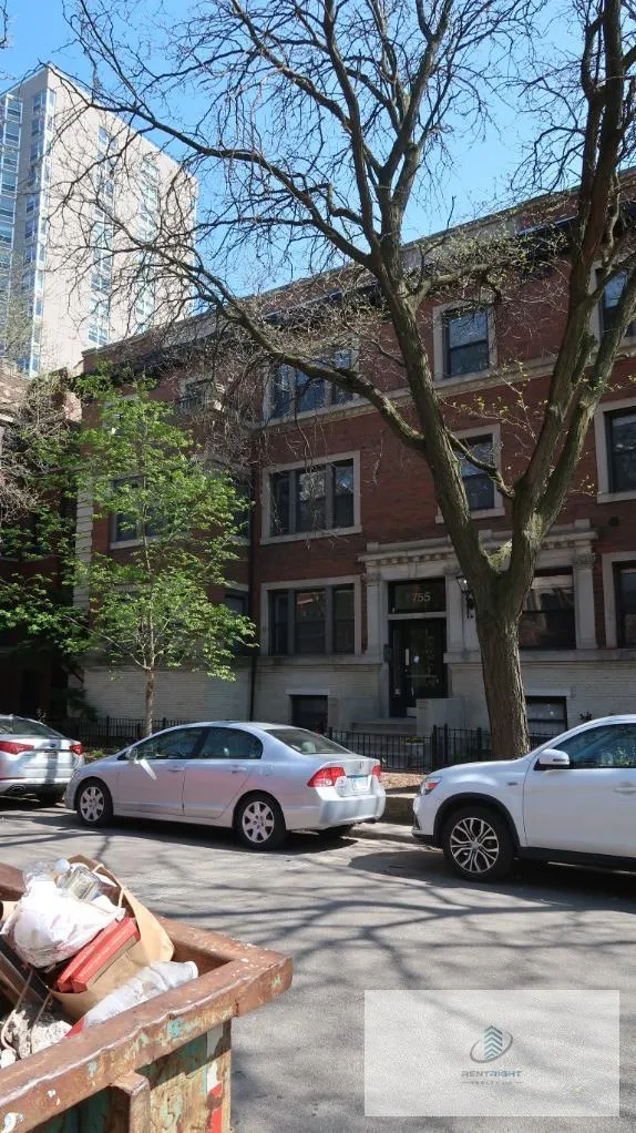 755 W Buena Ave, ,  60613, USA 60613-unit#G2-Chicago-IL